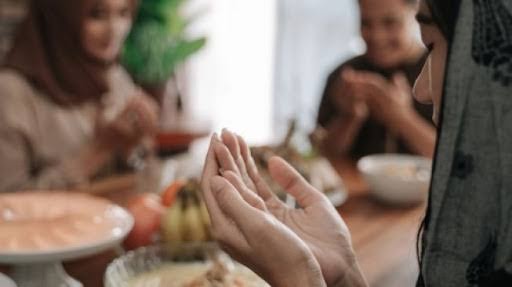 Menjalani  Bulan Ramadhan dengan Sadar